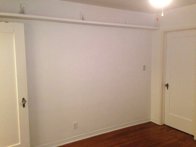 Bedroom 2 - 420 2nd St