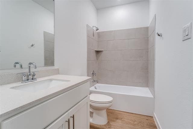 Building Photo - 816 Warleggan Wy