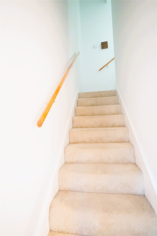 Building Photo - 11711 Memorial Dr