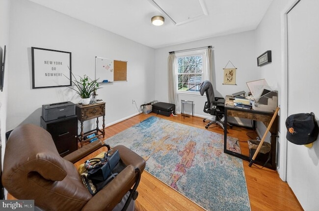 Building Photo - 1726 Glastonberry Rd