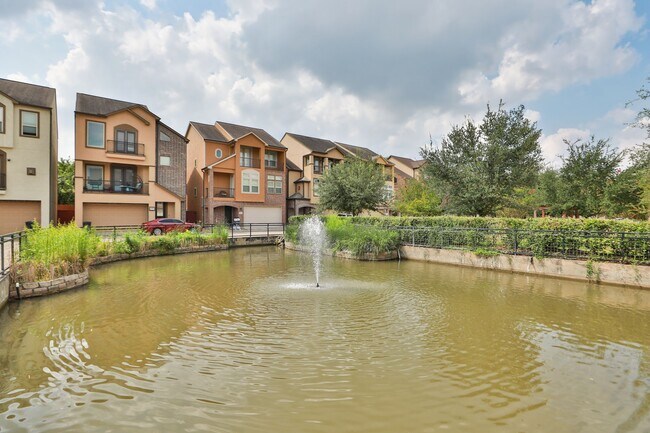 Building Photo - 11002 Upland Forest Dr