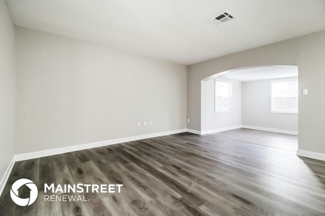 Building Photo - 4450 Swift Ave