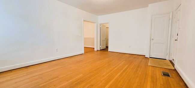 Building Photo - Remodeled brick bungalow with 1st floor li...