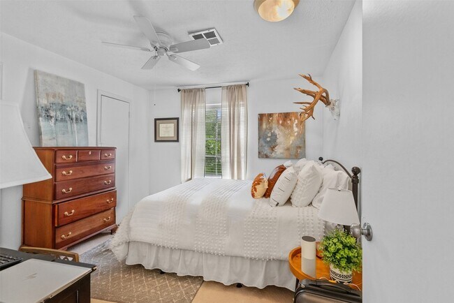 Building Photo - 2220 Bering Dr