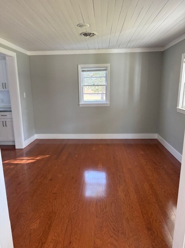 Building Photo - GORGEOUS FARMHOUSE