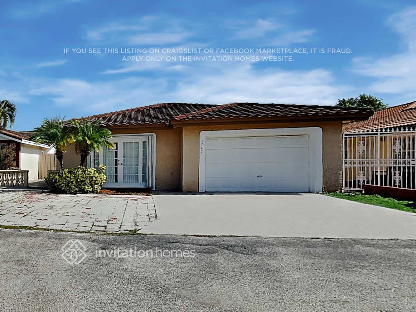 Building Photo - 1747 SW 136th Pl