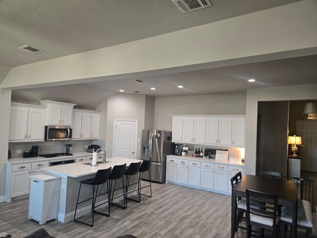 Building Photo - COMING SOON!!! Beautiful 4 bedroom home located in the prestigious Morningstar community in Aledo!