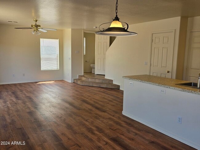 Building Photo - 12012 W Rosewood Dr