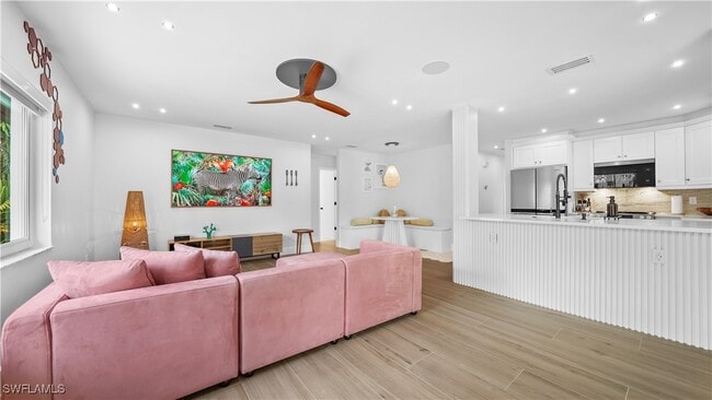 Building Photo - 4712 Mi Casa Ct