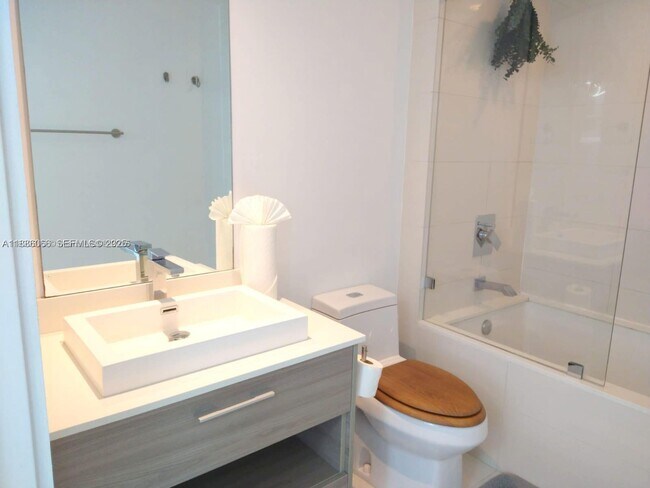 Building Photo - 1300 S Miami Ave