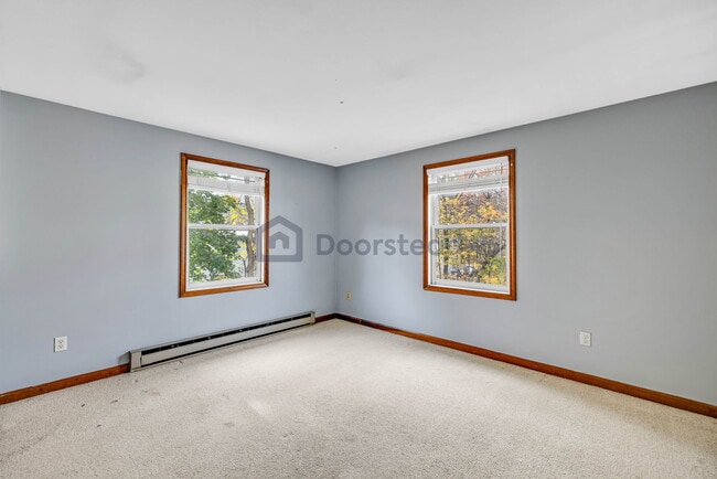 Building Photo - 20 Northwoods Cir