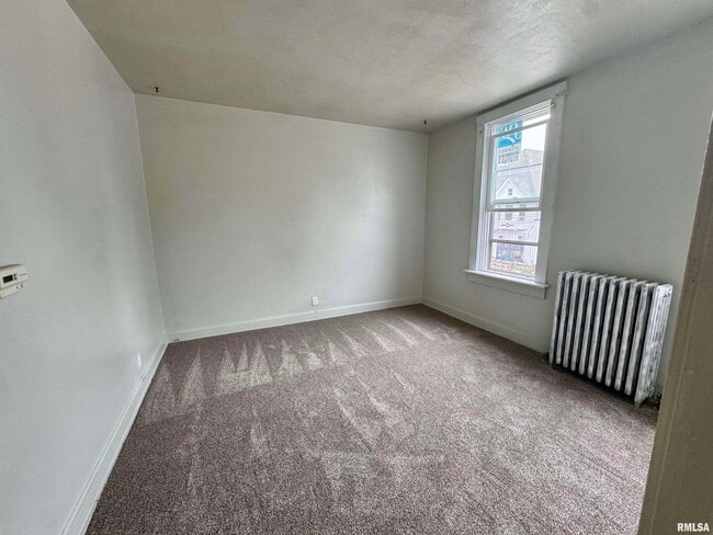 Building Photo - 1622 Washington St