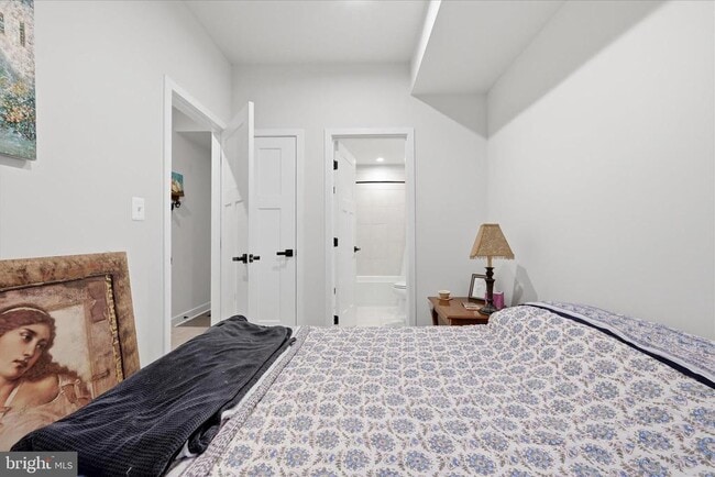 Building Photo - 2027 Track Cir