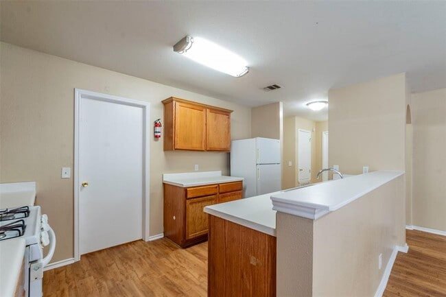 Building Photo - 207 Mitchell Dr