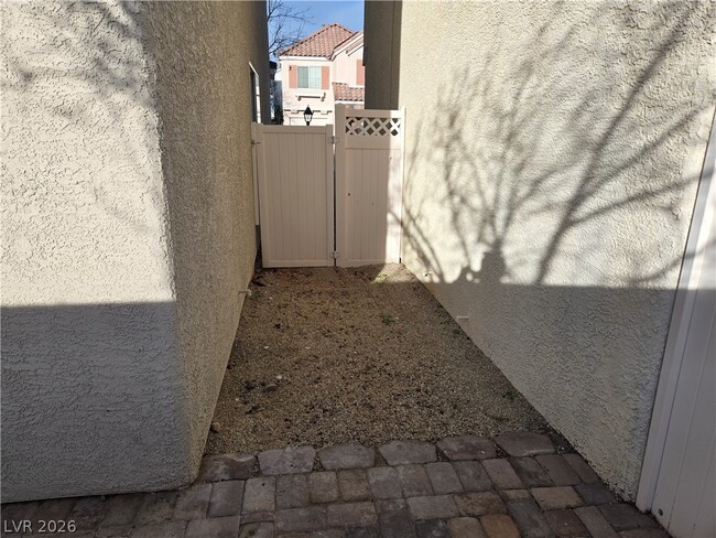 Building Photo - 8212 Annual Ridge St