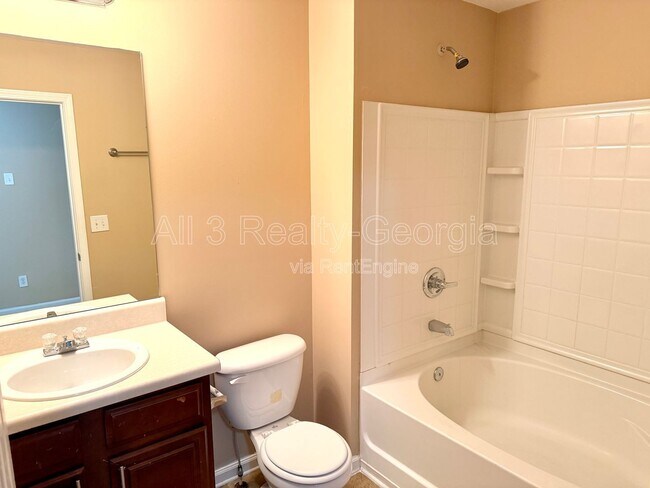 Building Photo - 2390 Camden Oak Way