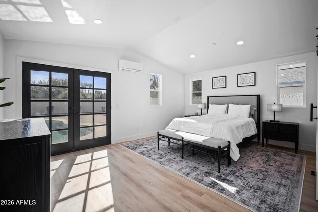 Building Photo - 8513 E Indianola Ave