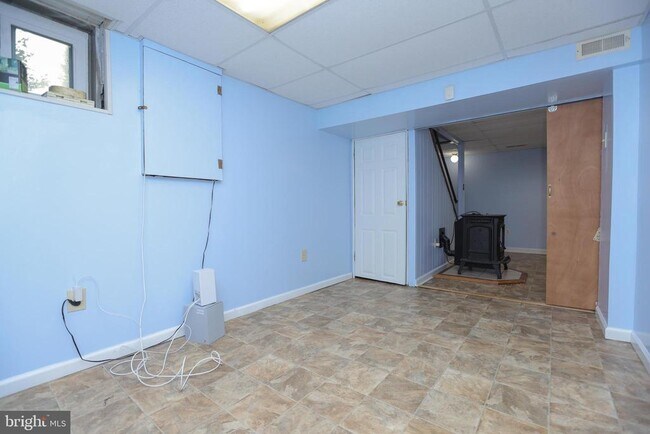 Building Photo - 4328 Hallfield Manor Dr