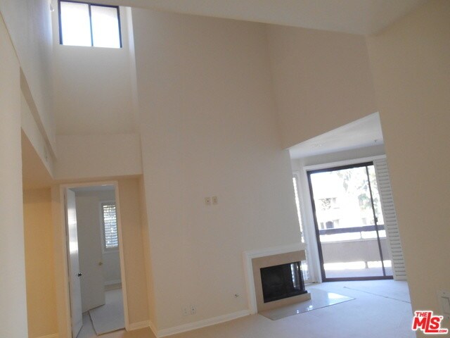 Building Photo - 2131 Century Park Ln