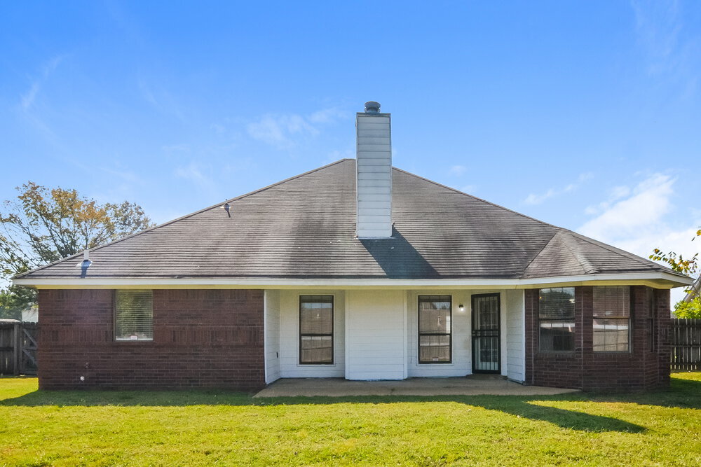 Building Photo - 6690 Autumn Wood Cove