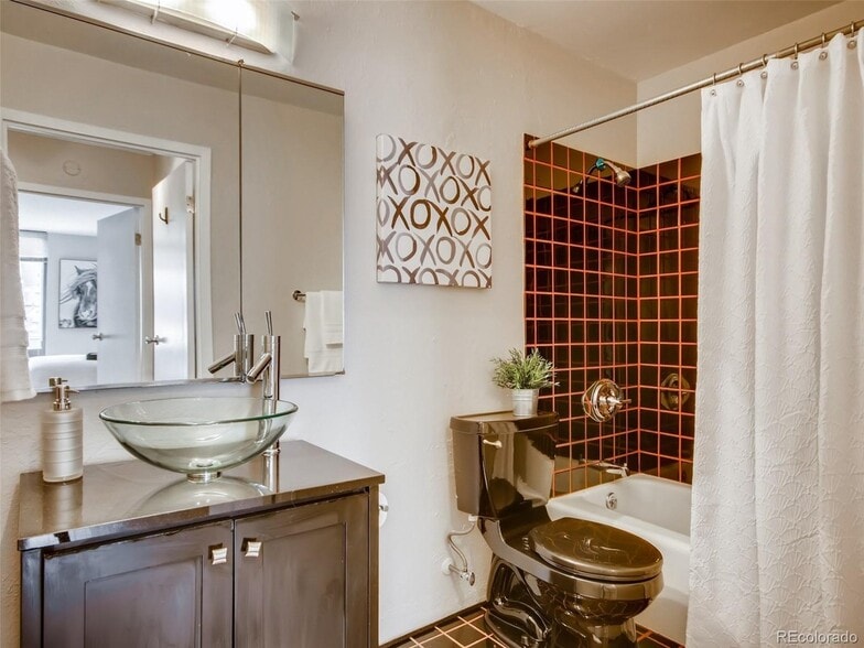 Stylish Bathroom - 1625 Larimer St