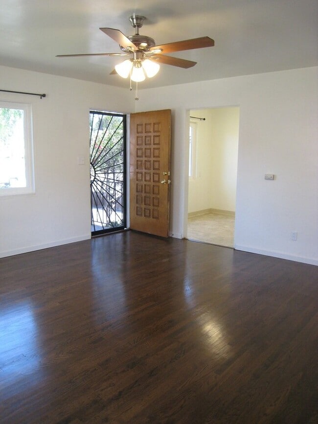 Building Photo - Beautiful La Mesa home w/ huge yard & garage