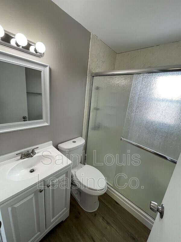 Building Photo - 1657 Ventnor Pl