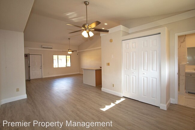 Building Photo - 1 br, 1 bath House - 826 Wiggins Pass West...