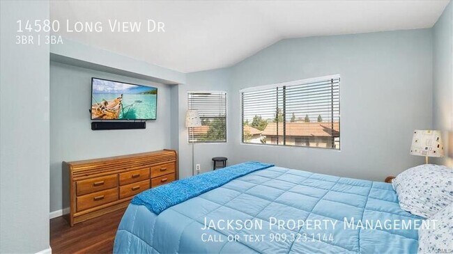 Building Photo - 14580 Long View Dr