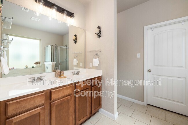 Building Photo - 10238 Midsummer Meadow