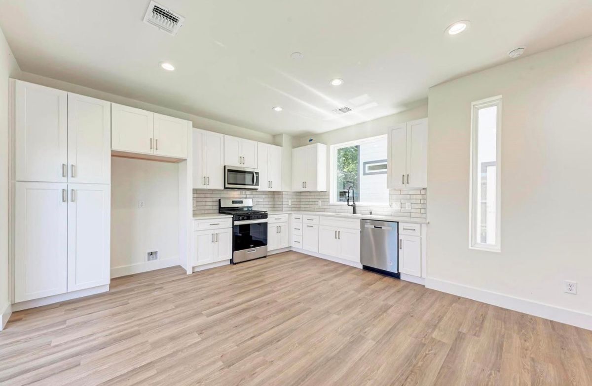 Building Photo - 502 Tillery St