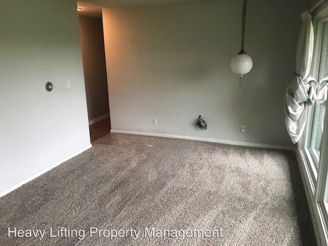 Building Photo - 3 br, 1 bath House - 210 Lawn Rd