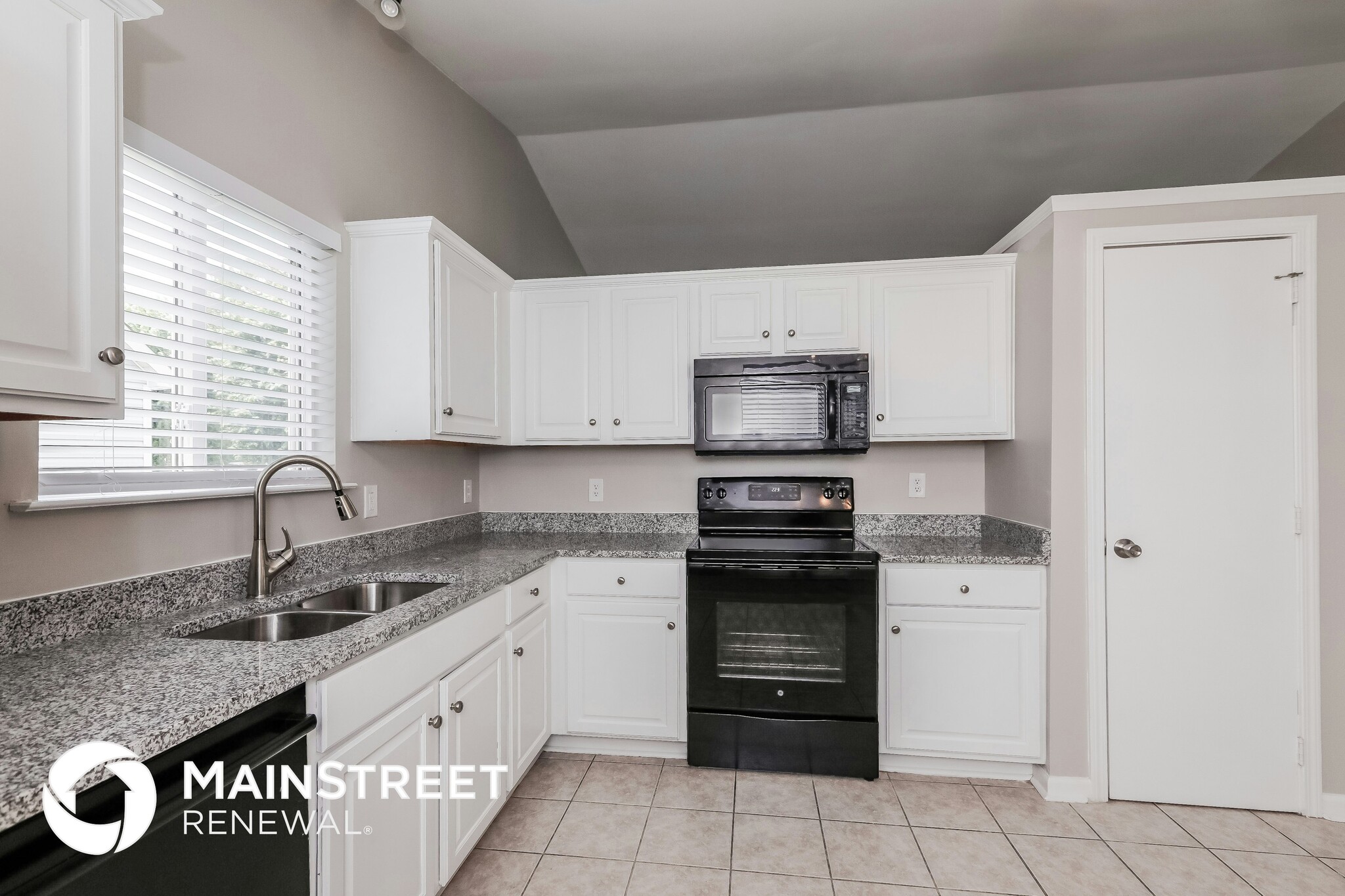 Building Photo - 3304 Braefield Dr