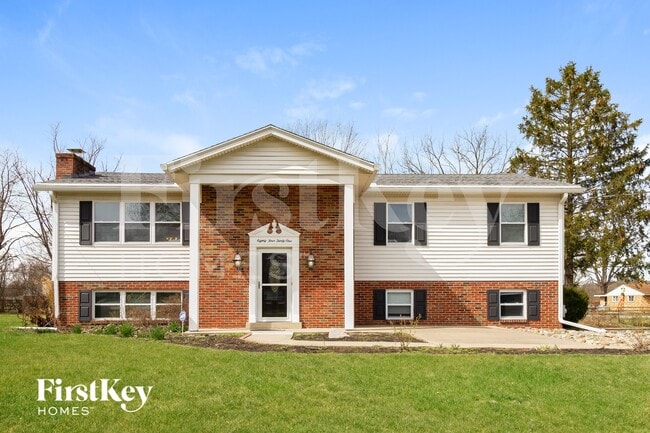 Building Photo - 8431 Bluebird Dr