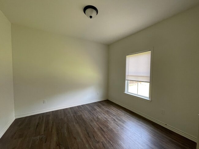 Building Photo - 6205 County Rd 1143