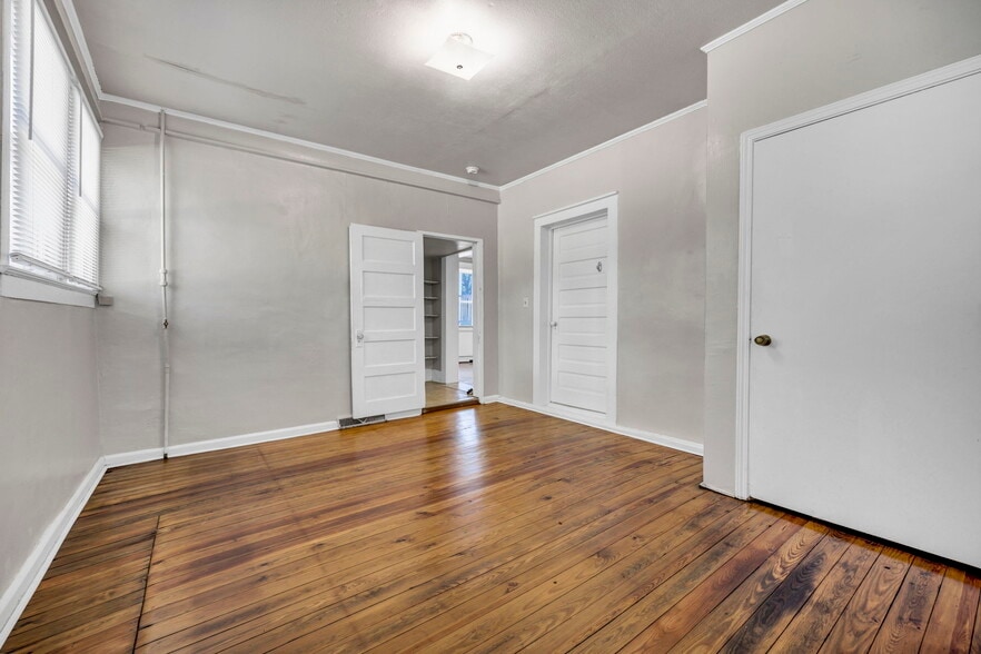 Building Photo - 3125 Heyward St