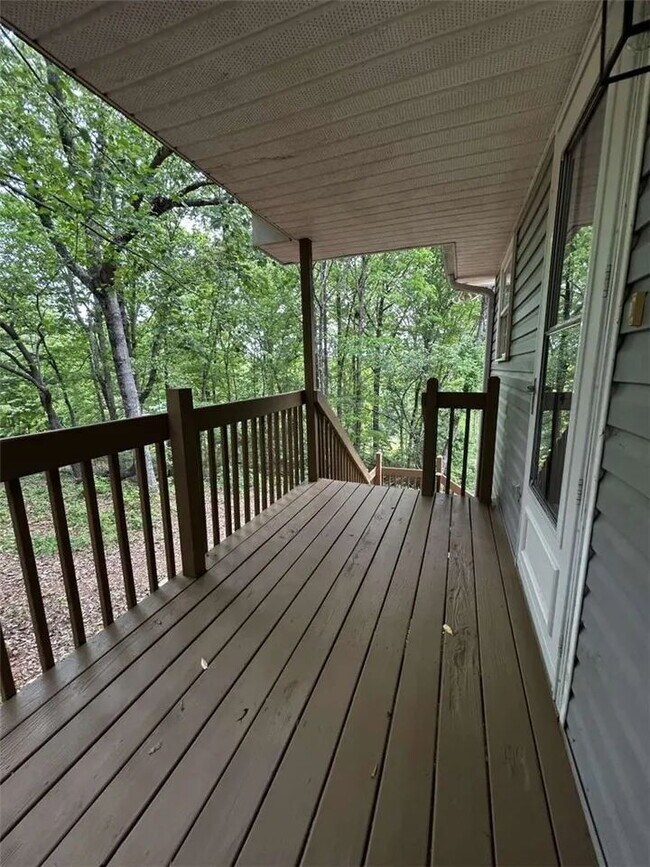 Building Photo - Remodeled 3 Bedroom Home in Walhalla