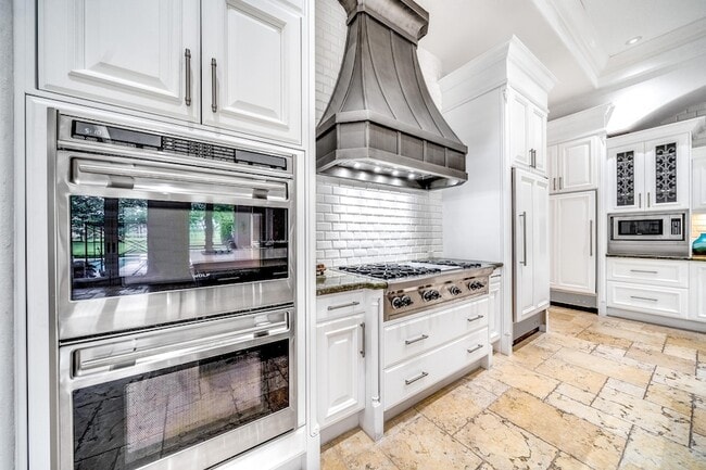 Building Photo - 361 Mizner Lake Estates Dr