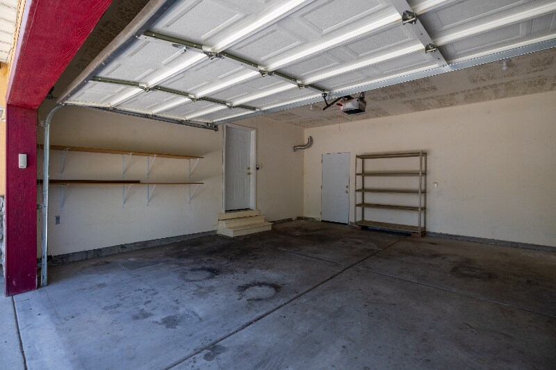 Building Photo - 496 E 3400 S