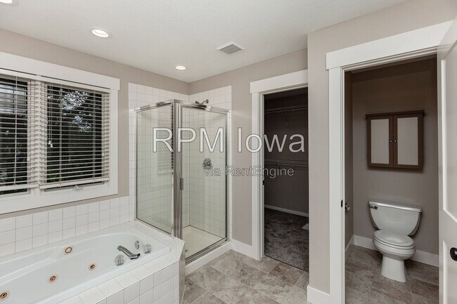 Building Photo - 14440 Briarwood Ln