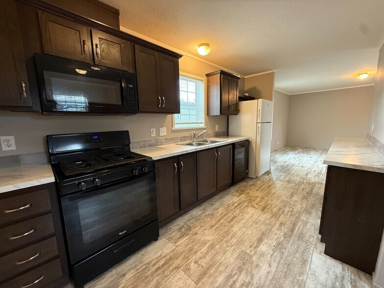 Building Photo - 11786 Cascade Cir