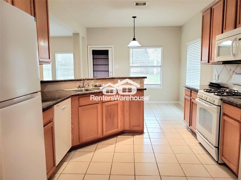 Building Photo - 14238 Englewood Park Ln