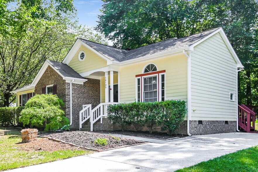 Building Photo - 10135 Elsenham Ln