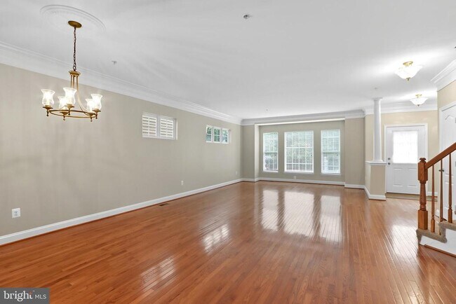 Building Photo - 10228 Nuthatch Dr