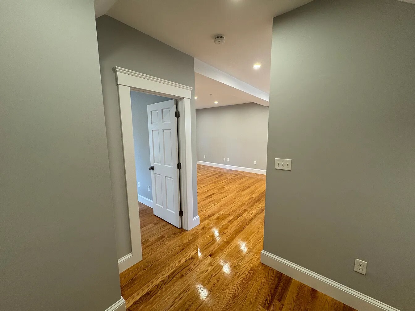 Building Photo - 86 Orchard St