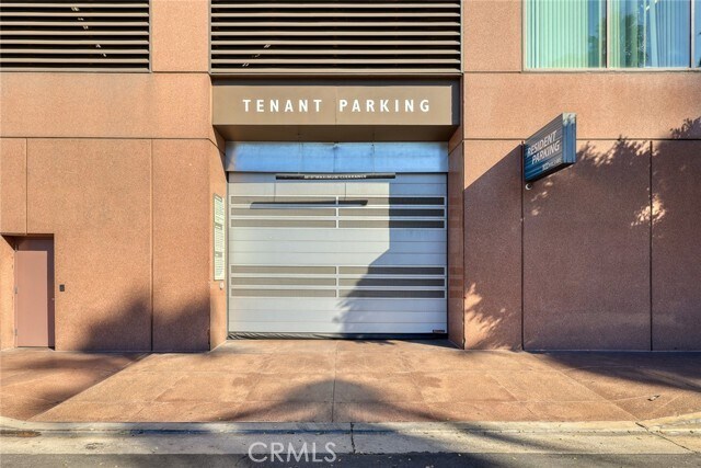 Building Photo - 1100 Wilshire Blvd