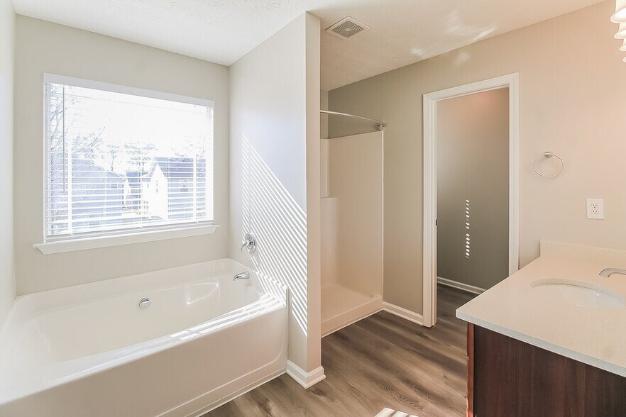 Building Photo - 1439 Persimmon Trace