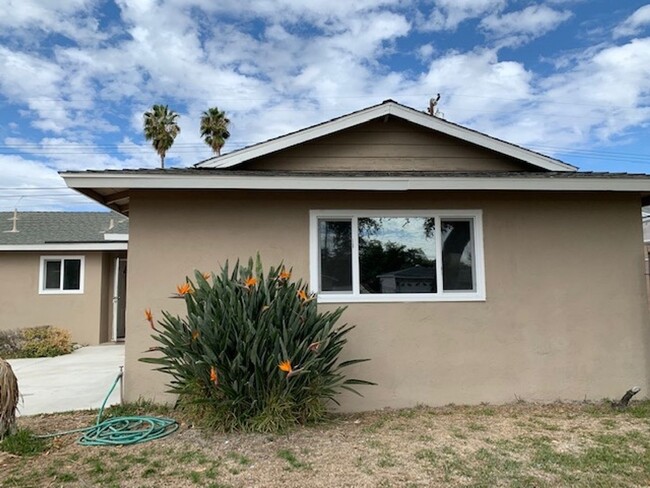 Building Photo - NEWLY REMODELED UPLAND HOME