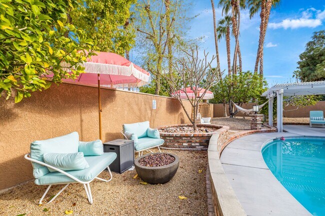 Building Photo - The Fig Ranch - Pool, Jacuzzi & Private Backyard! (Monthly Only - No Long Term)