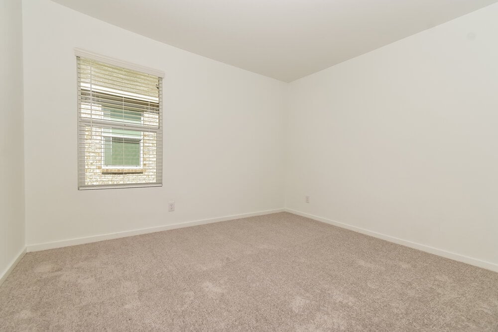 Building Photo - 1719 Crossbill St